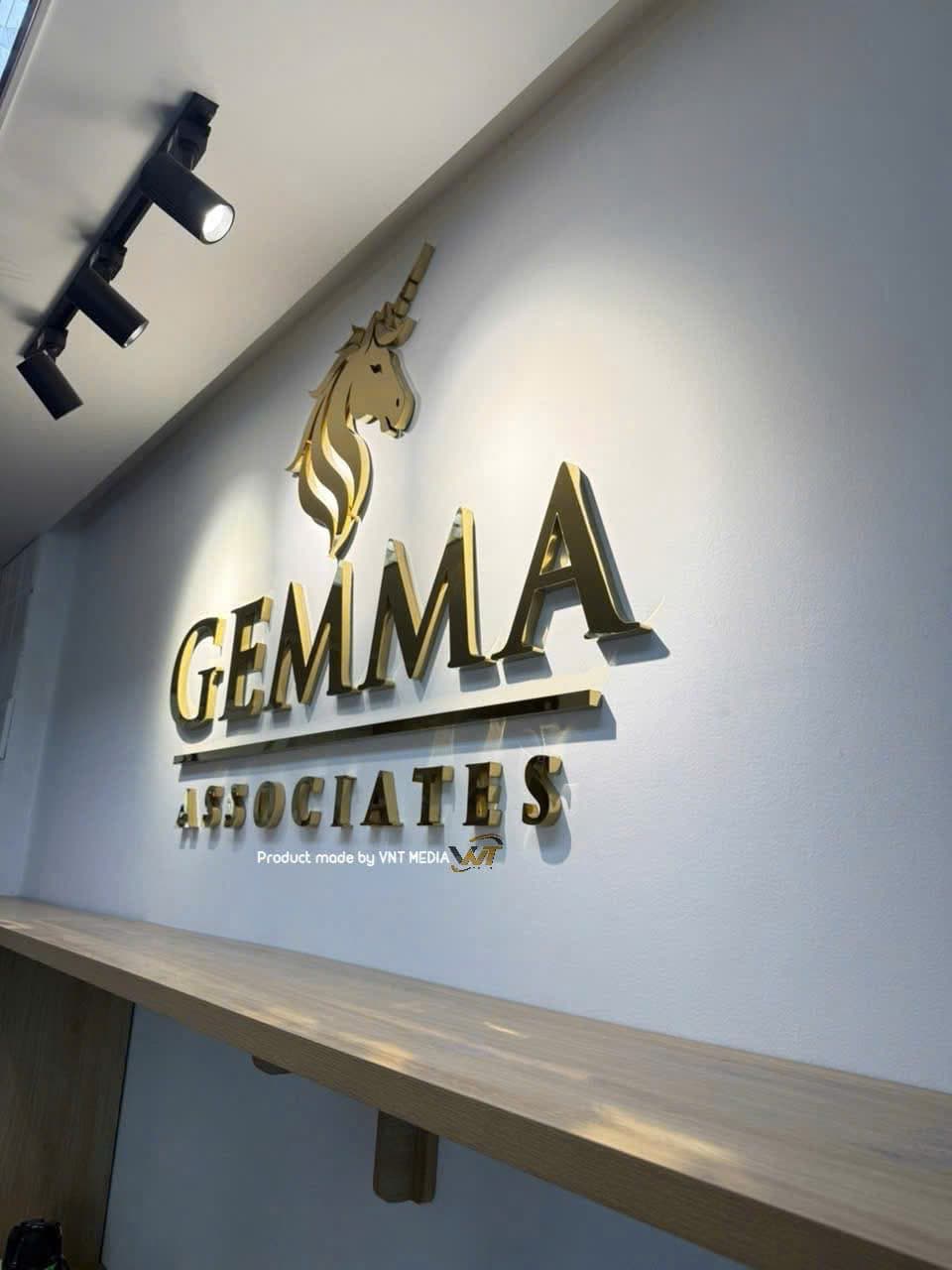 Chữ nổi inox vàng Gemma Associates tại Quận 1 - VNT Media