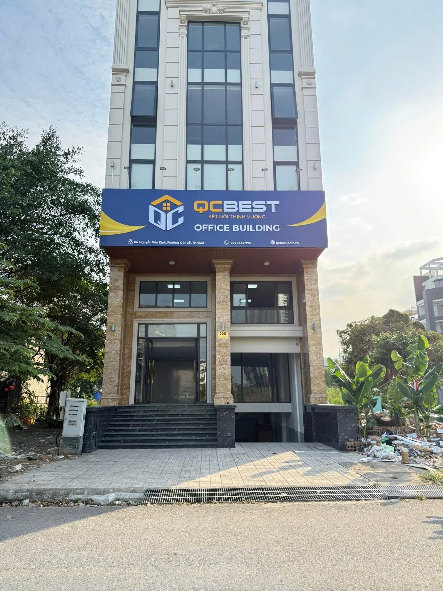 Bảng Hiệu Tòa Nhà QCBest Office - ảnh 1